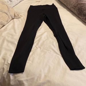 Never worn black high rise leggings